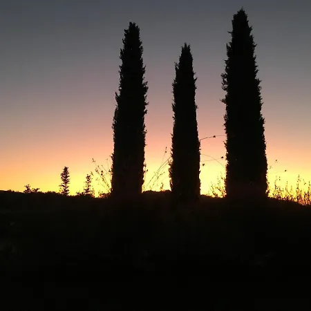 Farm stay Borgo De Brandi *